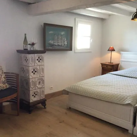 Mas Des Mourgues 2 - Chambres D'hotes De Charme A Castelnau-valence *