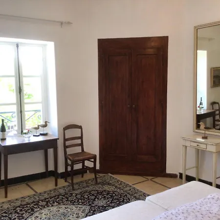 Mas Des Mourgues 2 - Chambres D'hotes De Charme A Castelnau-valence Couette-café *