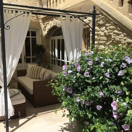 Couette-café Mas Des Mourgues 2 - Chambres D'hotes De Charme A Castelnau-valence Valence (Gard)