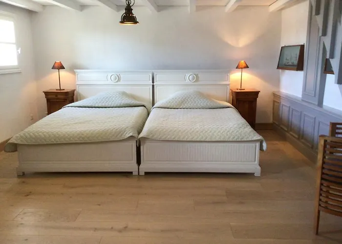Bed & Breakfast Mas Des Mourgues 2 - Chambres D'hotes De Charme A Castelnau-valence *